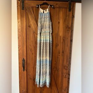 Lily Rose Halter Top Maxi Dress